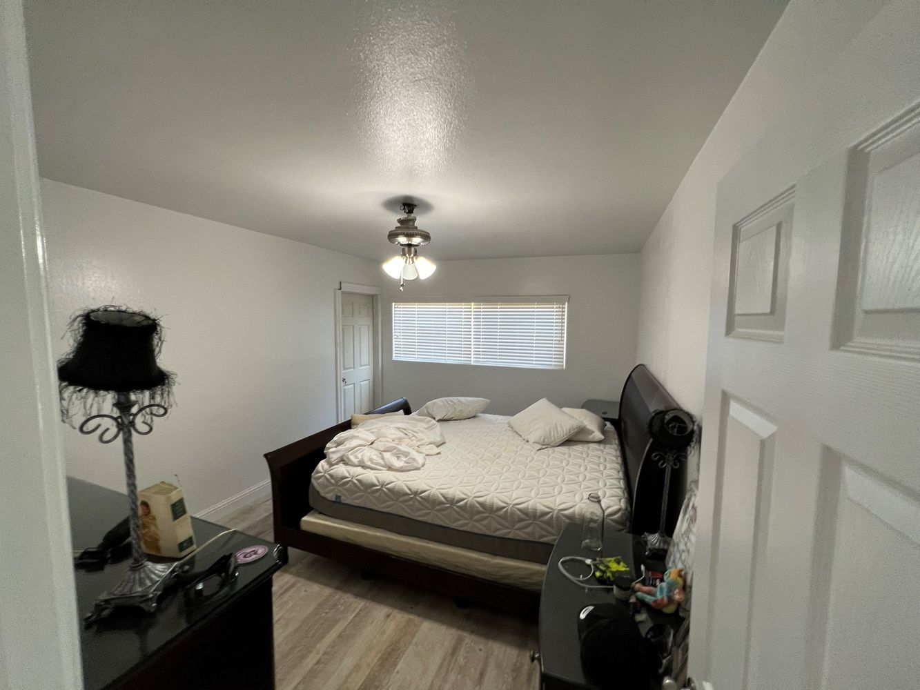 Turn Key Bar & Apartment in Riverdale, CA: 5020 19 1/2 Ave, Riverdale, CA 93656